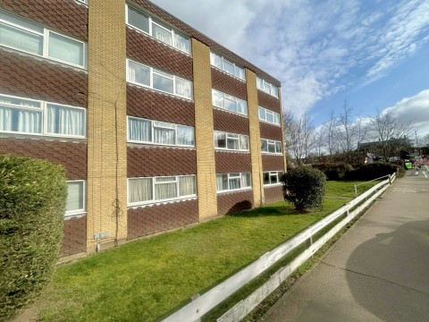 View Full Details for Bourne Way, Bromley