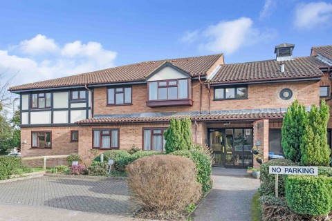 View Full Details for Hopton Court, Forge Close, Kent